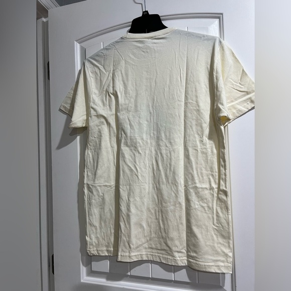 Yellowstone Beth Dutton off white cream unisex men’s women’s shirt L large NWT - Picture 3 of 6